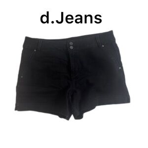 d. jeans Women's Black Jean Shorts 16